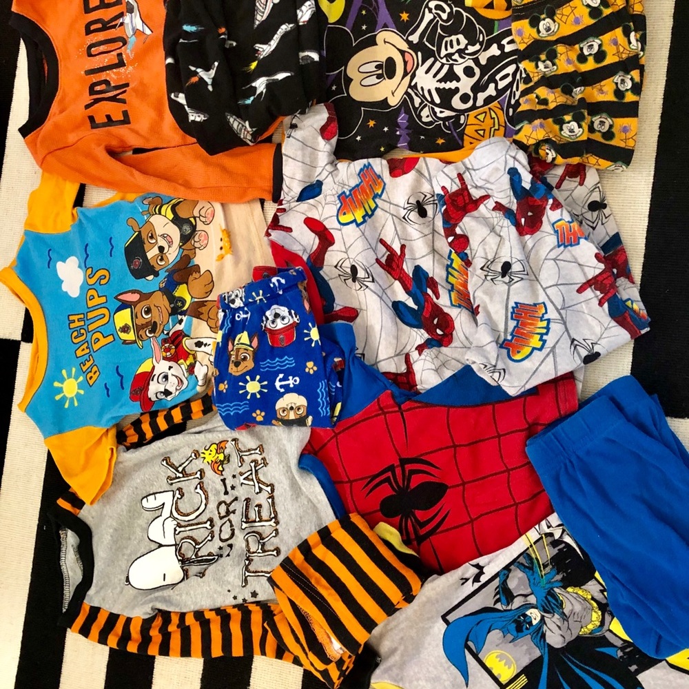 Boys 4T pajama sets - Superhero and Paw Patrol